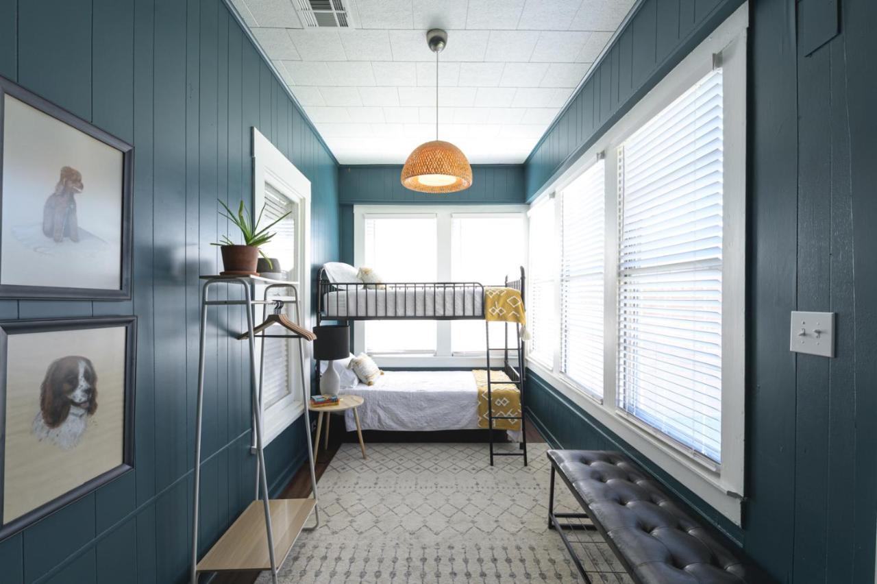 Restored 1930S Uptown Bungalow 2 Min. To Magnolia เวโก ภายนอก รูปภาพ